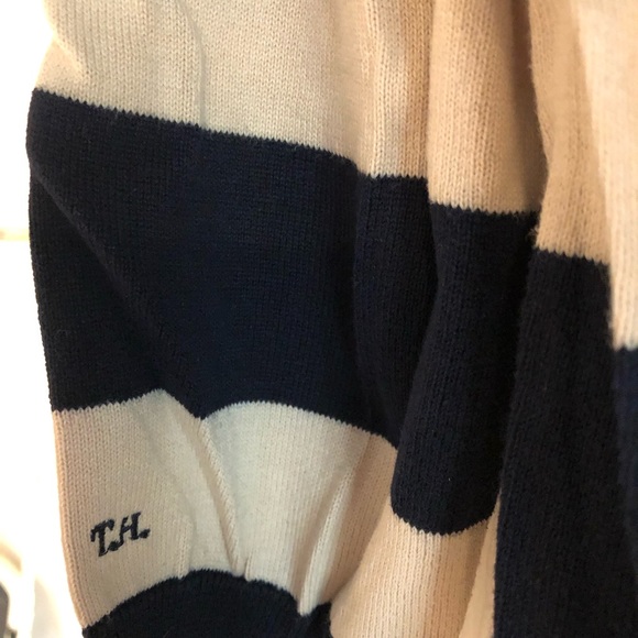 Tommy Hilfiger striped sweater. Navy and tan. - Picture 6 of 7